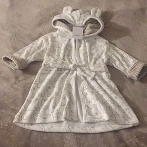 Carters infant robe 0-9 months